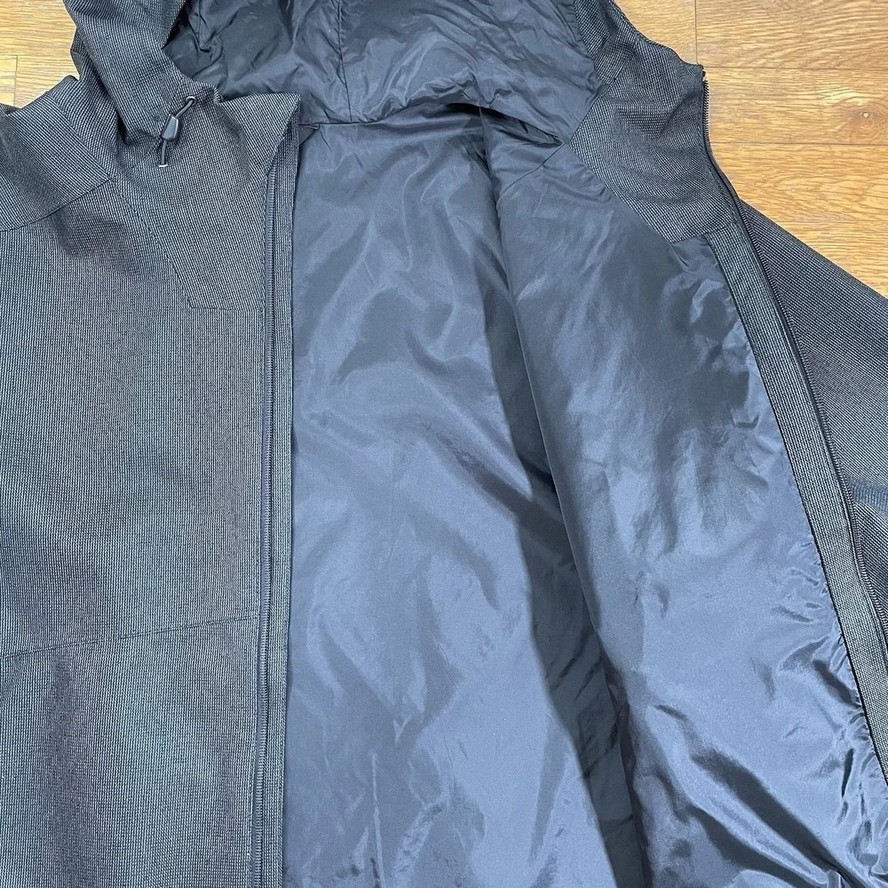 The North Face Men's Millerton Windbreaker XXL‎ Black Dry Vent Textured